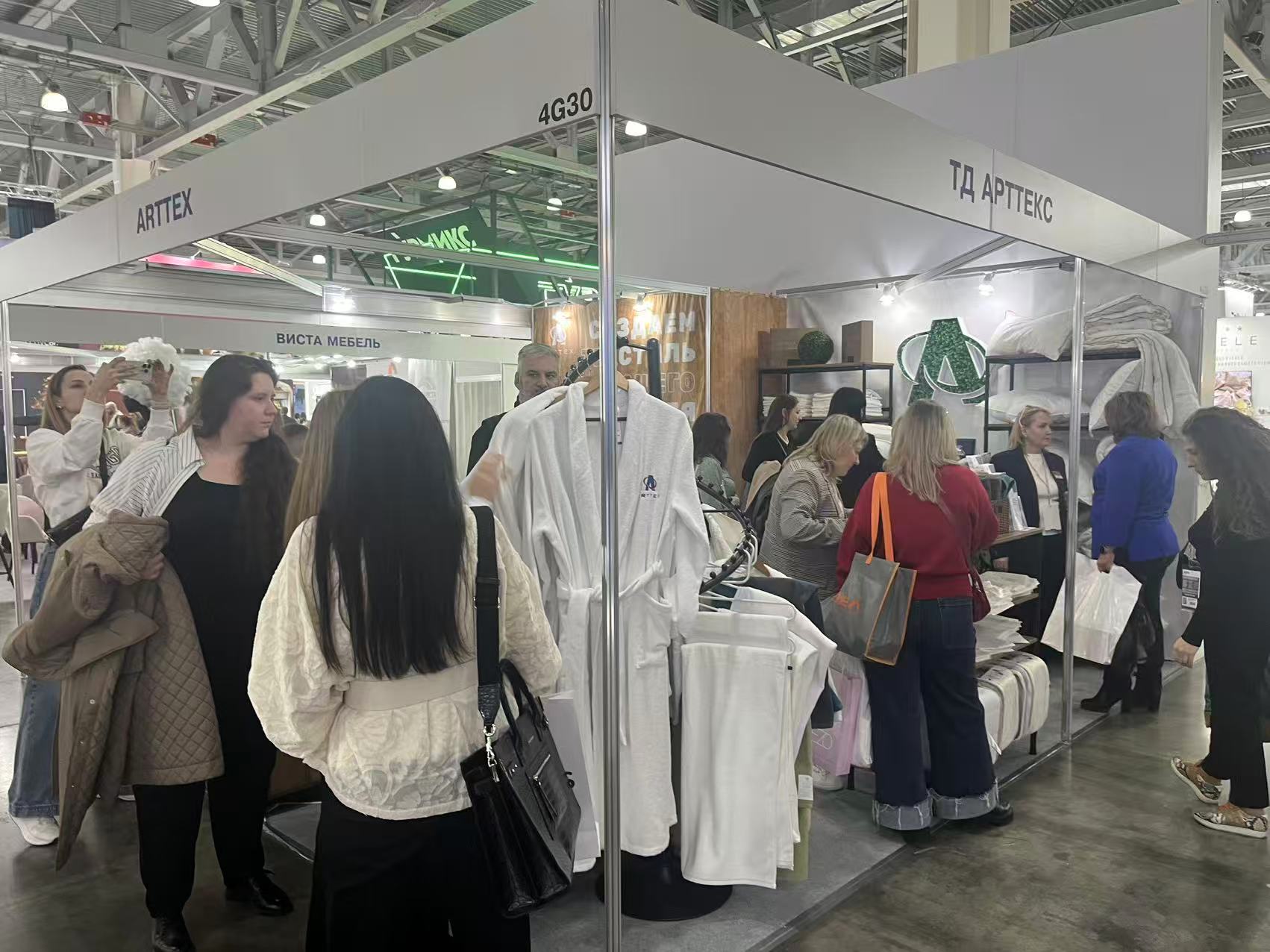 上海偉佳展覽.jpg 上海偉佳展覽.jpg